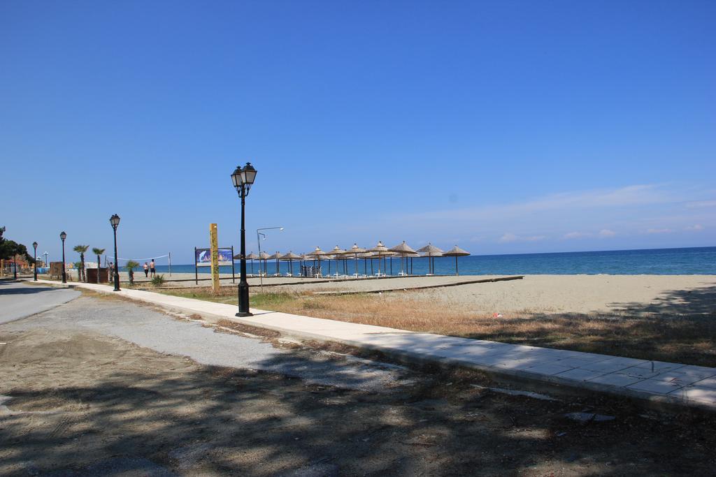 Hotel Geromichalos Paralía Skotínis Extérieur photo